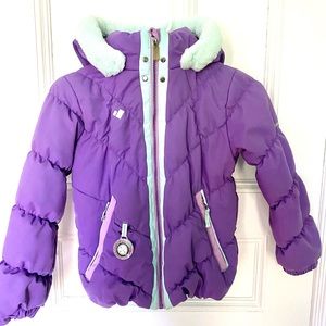 Size 8 girls Obermeyer ski jacket no stains or wear great condition